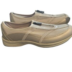 Women's Tan Slip-On Shoes
